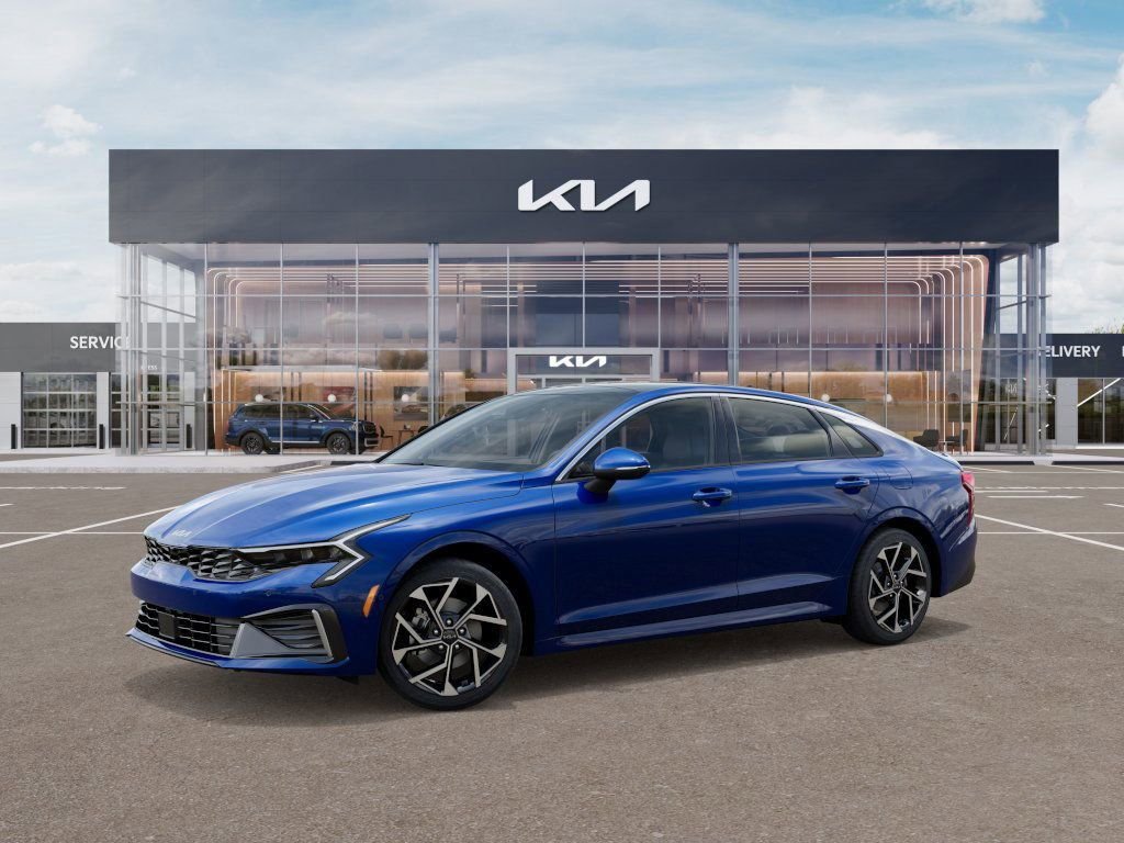 نمای بیرون kia k5 ex